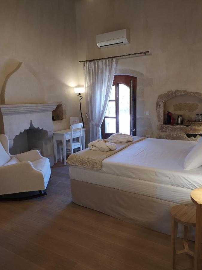 Wild Violet Villa: An Old Vision Of Luxury Melidhonion  Bagian luar foto